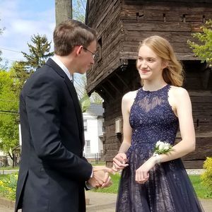 Meet your Posher, Lena